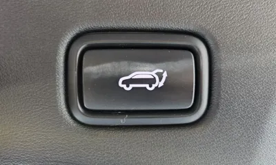 Kia EV6 2022, 82982 км, за 29253.06 USD - фото 20