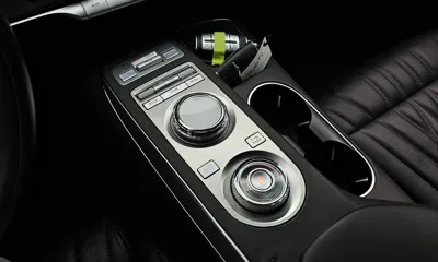 Genesis GV70 2021, 82556 км, за 22053.1 USD - фото 9