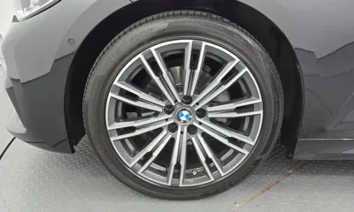 BMW 3-Series 2021, 83482 км, за 15222.5 USD