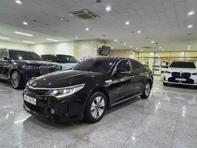 Kia K5 2018, 81881 км, за 8606.75 USD