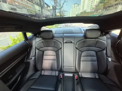 Porsche Taycan 2021, 48800 км, за 50216.62 USD - фото 9
