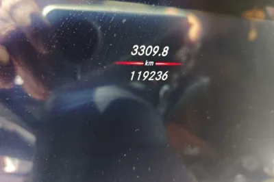 Mercedes-Benz E-Class 2019, 119200 км, за 23896 USD - фото 9