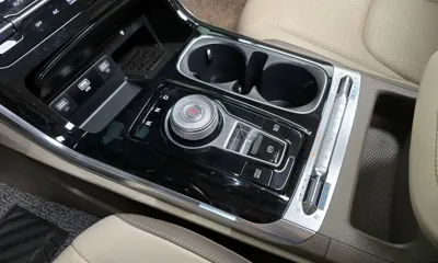 Kia Canival 2023, 17277 км, за 25761.57 USD - фото 9