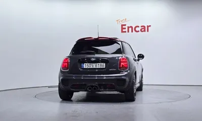 MINI Cooper 2020, 58452 км, за 14476.48 USD