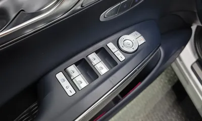 Genesis GV70 2021, 114296 км, за 18786.97 USD - фото 28