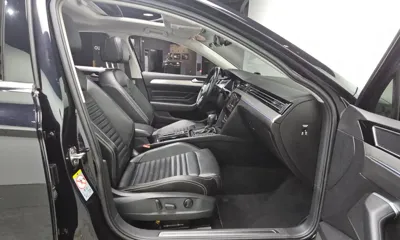 Volkswagen Passat 2022, 90137 км, за 14310.1 USD - фото 12