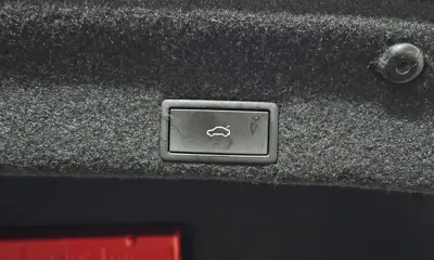 Volkswagen Passat 2022, 90137 км, за 14310.1 USD - фото 20