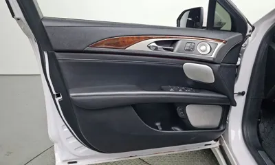 Lincoln MKZ 2020, 116896 км, за 10496.26 USD - фото 24