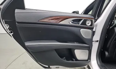 Lincoln MKZ 2020, 116896 км, за 10496.26 USD - фото 25