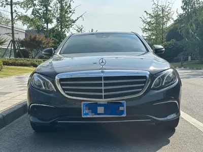 Mercedes-Benz E-Class 2017, 100000 км, за 21467.81 USD