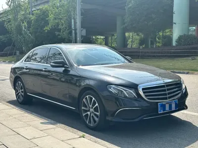 Mercedes-Benz E-Class 2017, 100000 км, за 21467.81 USD