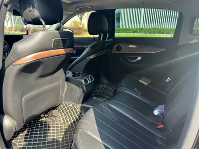 Mercedes-Benz E-Class 2017, 100000 км, за 21467.81 USD