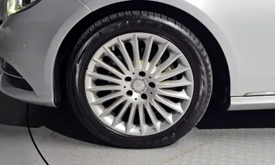 Mercedes-Benz E-Class 2014, 120826 км, за 5525.58 USD