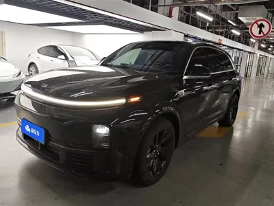 Li Auto Li L7 · 2023 год