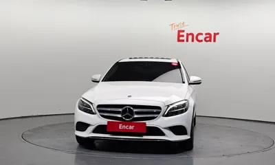 Mercedes-Benz C-Class 2021, 36399 км, за 20822.33 USD