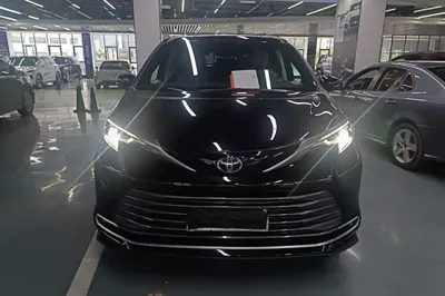 Toyota Sienna 2021, 56300 км, за 34200 USD