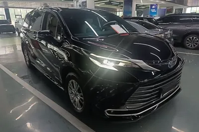 Toyota Sienna 2021, 56300 км, за 34200 USD
