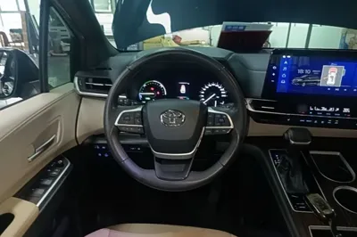Toyota Sienna 2021, 56300 км, за 34200 USD - фото 18