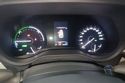 Toyota Sienna 2021, 56300 км, за 34200 USD - фото 19