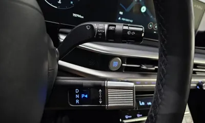 Hyundai Grandeur 2023, 75794 км, за 17186.69 USD - фото 9