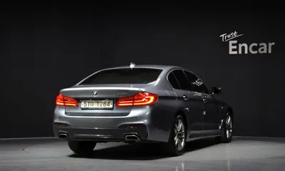 BMW 5-Series 2018, 124945 км, за 13456.74 USD