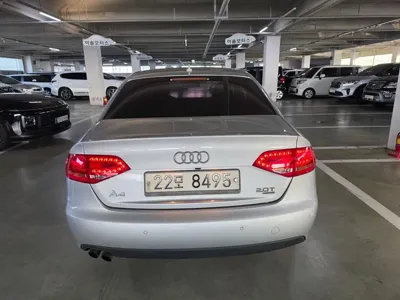 Audi A4 2011, 123246 км, за 2275.24 USD