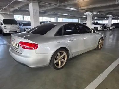 Audi A4 2011, 123246 км, за 2275.24 USD