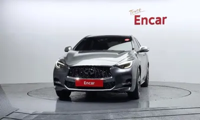Infiniti Q30 2017, 24929 км, за 9471.19 USD