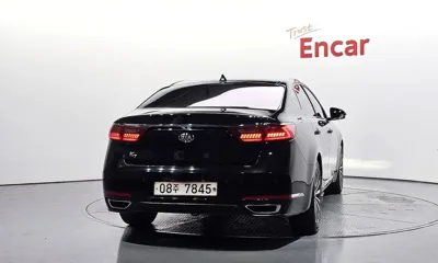 Kia K7 2017, 67424 км, за 8861.76 USD