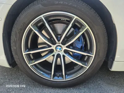 BMW 5-Series 2023, 15868 км, за 65046.9 USD