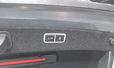 Genesis G80 2021, 71105 км, за 21461.12 USD - фото 36