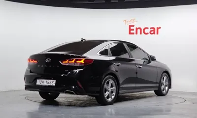 Hyundai Sonata 2018, 63447 км, за 9058.68 USD