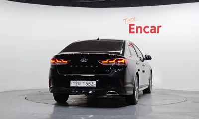 Hyundai Sonata 2018, 63447 км, за 9058.68 USD
