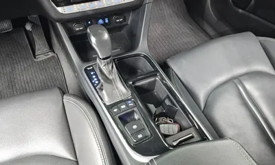 Hyundai Sonata 2018, 63447 км, за 9058.68 USD - фото 9