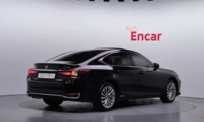 Lexus ES 2022, 48669 км, за 31160.58 USD