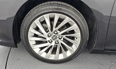 Lexus ES 2022, 48669 км, за 31160.58 USD