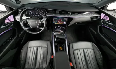 Audi e-tron 2021, 120323 км, за 24986.8 USD - фото 7
