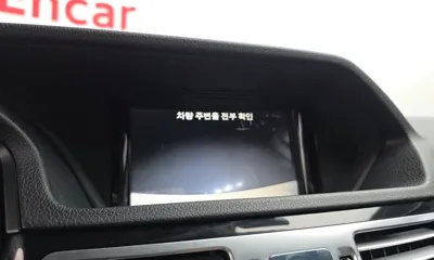 Mercedes-Benz E-Class 2016, 140040 км, за 8139.61 USD - фото 17