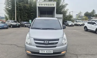 Hyundai Starex 2015, 84165 км, за 7111.89 USD