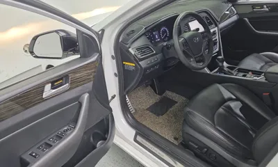 Hyundai Sonata 2016, 150896 км, за 6840.39 USD - фото 12