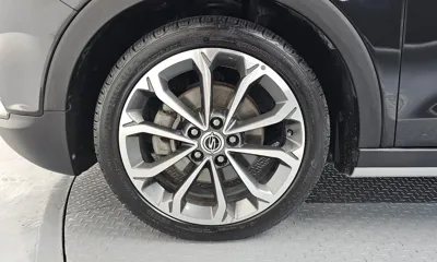 KG_Mobility_Ssangyong TIBOLI 2017, 115053 км, за 4886 USD