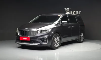 Kia Canival · 2019 год