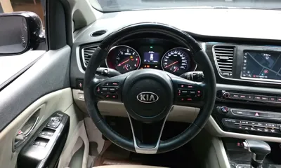 Kia Canival 2019, 113509 км, за 9188.27 USD - фото 13