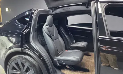 Tesla Model X 2023, 27394 км, за 78114.74 USD - фото 12