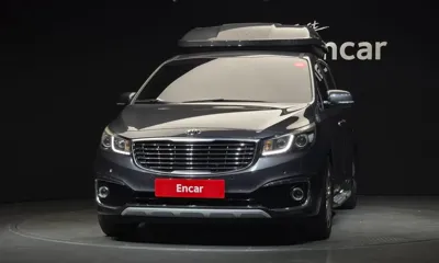 Kia Canival 2015, 175437 км, за 5842.2 USD
