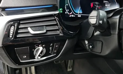BMW 5-Series 2021, 84737 км, за 21596.43 USD - фото 32