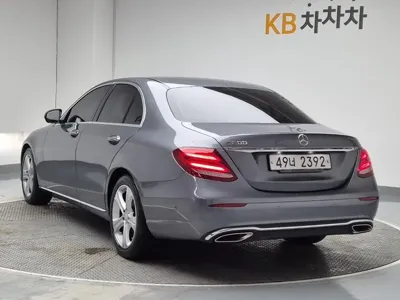 Mercedes-Benz E-Class 2017, 121478 км, за 11100.1 USD