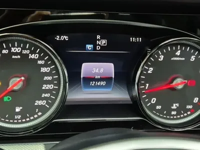 Mercedes-Benz E-Class 2017, 121478 км, за 11100.1 USD