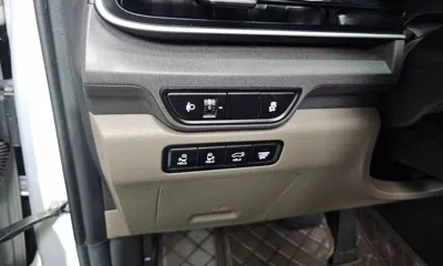 Kia Canival 2024, 58236 км, за 26014.19 USD - фото 34