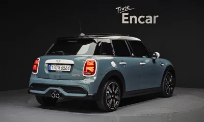 MINI Cooper 2023, 8053 км, за 19377.29 USD
